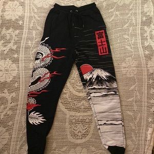 NWOT Fashion Nova sweat pants sz S